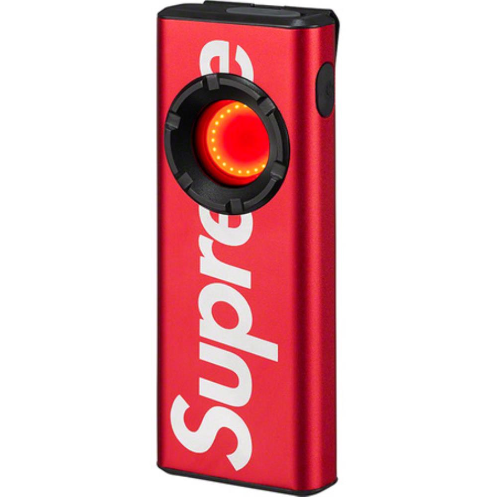 Supreme?/Nebo Slim 1200 Pocket Light